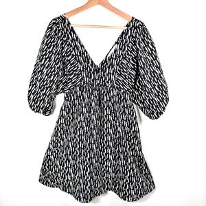 Millibon Black White Mini Babydoll Dress Puff Sleeve V Neck | Small